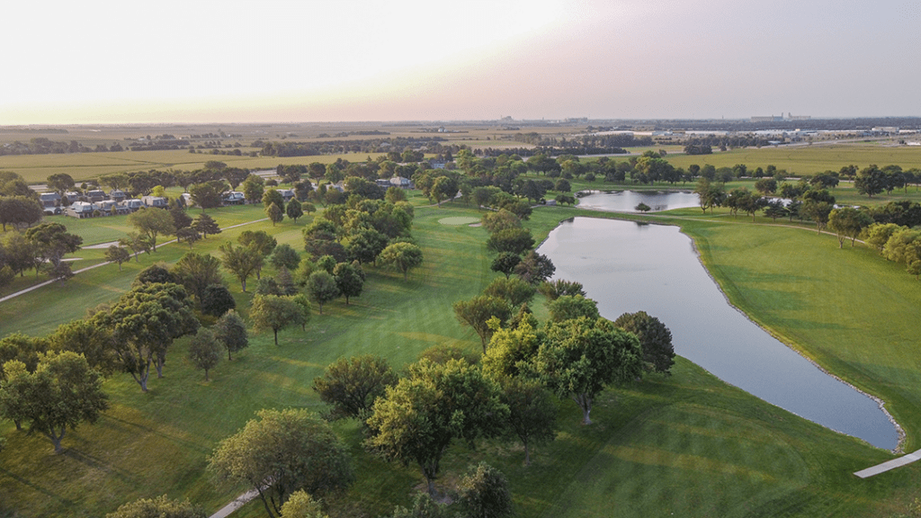 Bellevue University, Midland University/Hastings College are First Round Leaders at Nebraska Intercollegiate